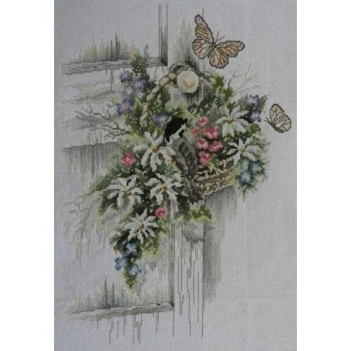 Lower on the doorknob 35-49 Cross Stitch Set Cross-stitch Kit Embroidery Needlework Craft Packages Cotton Fabric Floss