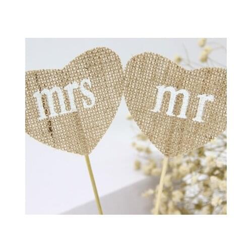 2pcs/set Mr & Mrs Heart Shape Flag Natural Jute Burlap Hessian Flags for Vintage Rustic Wedding Decorations christmas Supply