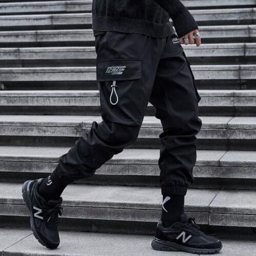 Mens Streetwear Hip Hop Black Cargo Pants joggers Sweatpants Autumn Winter Elastic Waist Men Harem Pants Fashions Trousers
