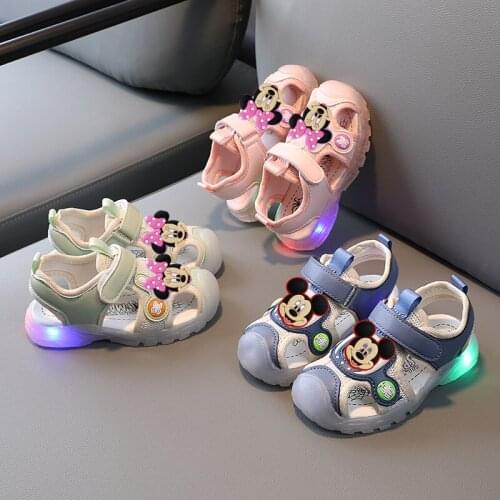 2021 Summer New disney mickey Minnie Baby LED Sandals boy Light up Baotou Hollow Girls Cartoon sandals Children Boys Nets