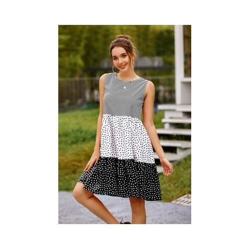 Summer New Womens Sleeveless Round Neck Polka Dot Stitching Big Swing Casual Loose Bohemian Middle And Long Lady Dress