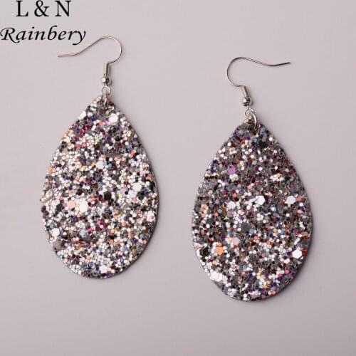 2021 Spring Summer Fashion Trendy Glitter Leather Teardrop Dangle Light Earrings Bohemian Style Ethnic Design Eardrop for Women