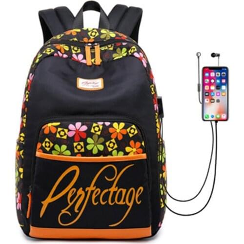 2018 autumn and winter new middle school student bag printing backpack female travel USB computer backpack casual waterproof bag