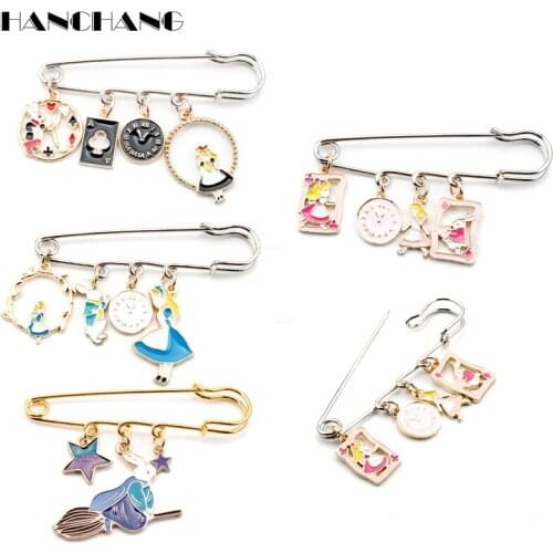 Cute Girl Rabbit paper clip Pin Brooch Lovely Girl Rabbit Pendants Brooches pins 2020 Newest Unique Jewelry Enamel brooch pin