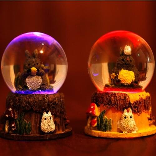 Cartoon cute kitten with glitter crystal ball ornaments, creative snowflake desktop ornaments