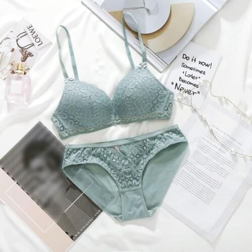 Women Wireless Thin Bra Breathable Sexy Lace Bra Sets Comfortable Underwear Lingerie Set