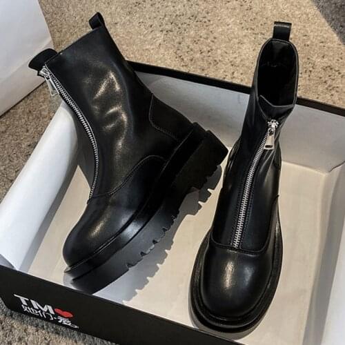 Combat Boots Women 2020 Autumn Platform Martin Boots Thick Bottom Women Boots Black Gothic Shoes female Leather Punk Ankle Boots