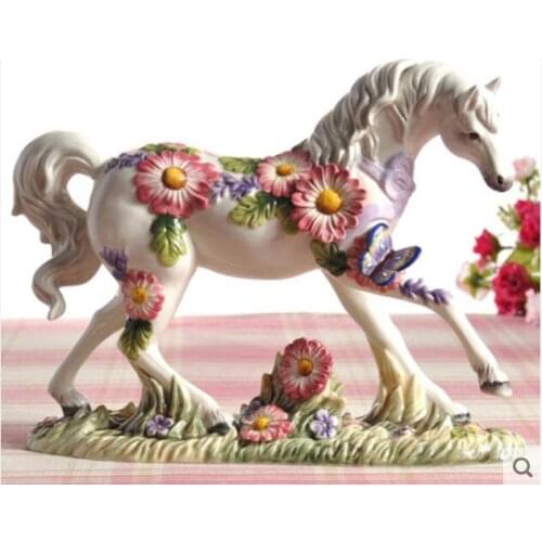 Colorful luxury ceramic animal horse creative european-style living room wine cabinet decoration modern home statue Sculpture