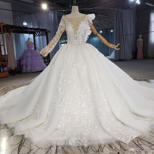 Elegant White Lace Wedding Dress Palace Style Luxury Gorgeous Deep V-neck Lace One Shoulder Long Sleeve Gown Sexy Bridal Gown