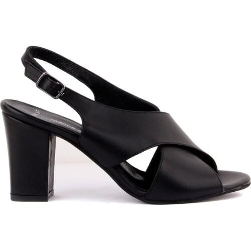 Sail Lakers Leather Pumps