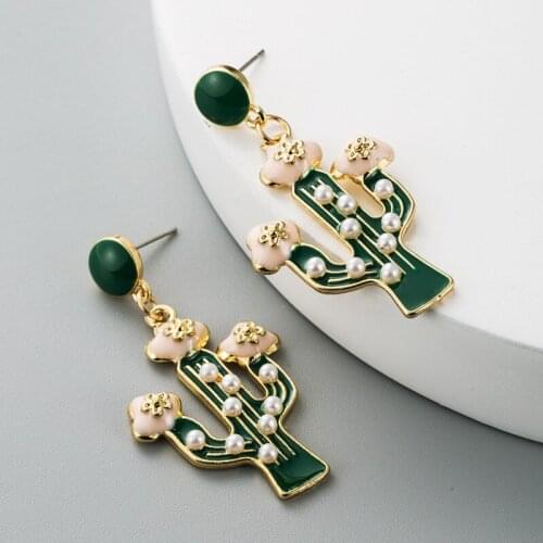 Imitation Pearl Gothic Vintage Earrings for Women Green Cactus Palace Baroque Style Dangle Earrings Jewelry Accessories Gift