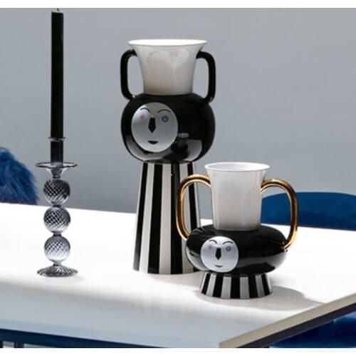 Nordic Creative Human Face Ceramic Sculpture Ear Personality Desktop Arrangement Dried Flower Vases Home Decoration Accessories