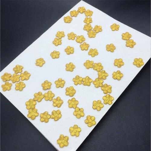 Plum Blossom Flower Applique Clothing Embroidery Patch Fabric Sticker Iron On Sew On Patch Craft Sewing Repair Embroidered