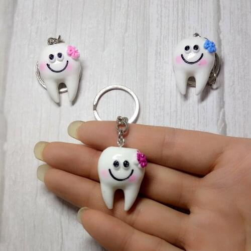 1PC Dental Tooth Shape Model Simulation Keychain Fashion Keyring Cartoon Lovely Girls Gift Pendant Teeth Key Chain