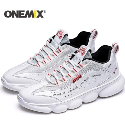ONEMIX 2021 New Fashion Men Running Shoes Lightweight Retro Sneakers Breathable Comfort Men Shoes Outdoor Leisure Sports Shoes
