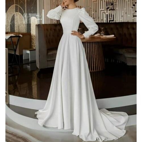 Vintage A-Line Long Satin Muslim Wedding Dresses with Pockets Ivory Floor Length Covered Back 0-Neck Bridal Gowns for Women