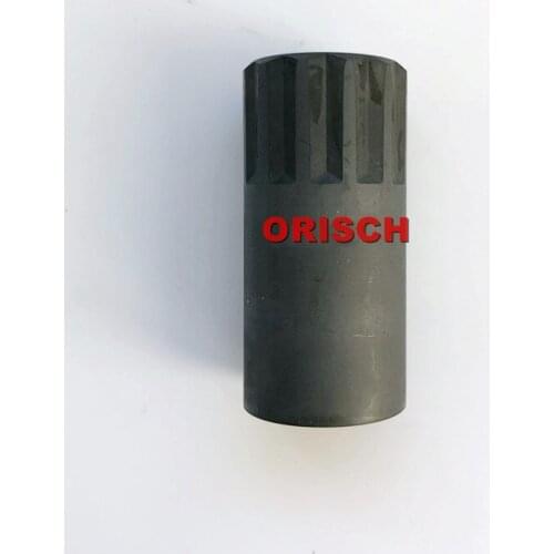 Original and new nut for 095000-8010, 095000-8011, VG1246080051