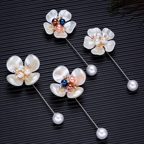 Hot 2019New 1Set (4pcs) Shell Pearl Rhinestone Flower Brooch Pearl End Lapel Pin for Lady women Jewelry Accessories BR04
