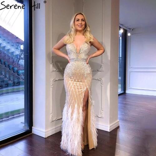 Serene Hill Nude Pink Rhinestones V-Neck Luxury Evening Dress 2021 Sleeveless Feathers Mermaid Formal Party Wear Gown CLA70791