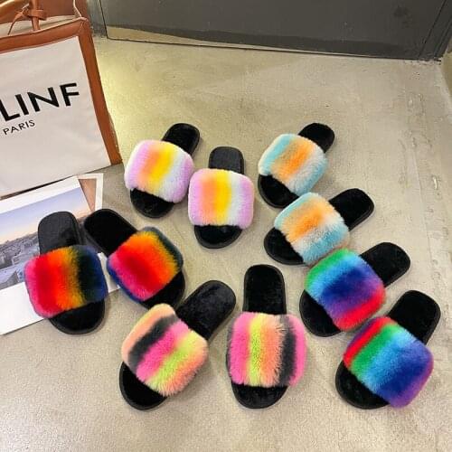 2021 New Fashion Winter Warn Women Slippers Open Toe Flat Shoes Indoor Fuzzy Slippers Rainbow Faux Fur Furry Slippers