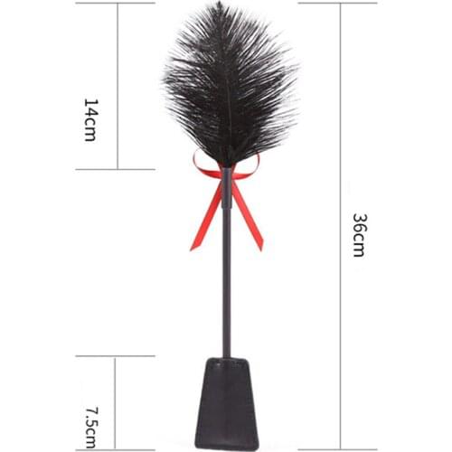 1PCS Black Fetish Leather Spanking Paddle Feather Flirt Whip Romantic Massage Tickler Black Flogger For Adult
