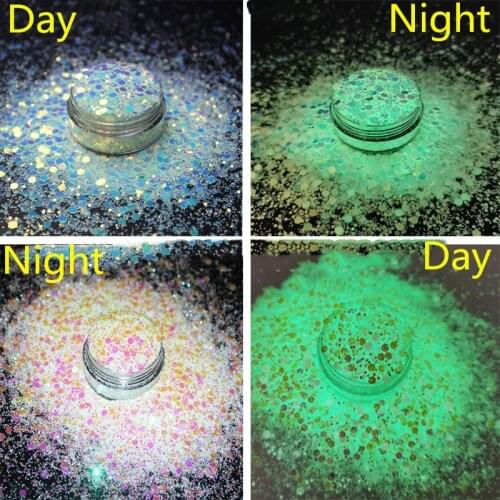 5g / Bag Luminous Nail Glitter Sequins 3D Nail Art Fluorescent Sequin, Holographic Nail Art Flakes Glow in The Dark Nail Art