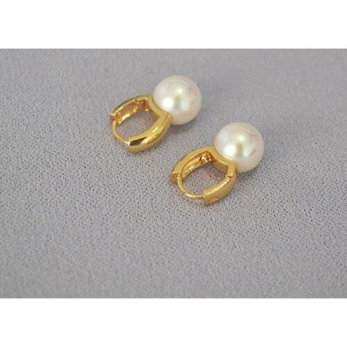 Korean version of fashion simple brass highlighted artificial pearl temperament earring earrings earrings women