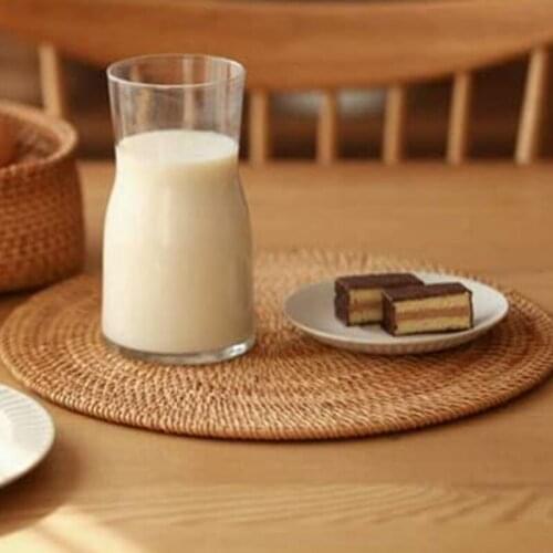 2 Pack Handwoven Rattan Placemats,Round Wicker Table Mats, Natural Woven Placemats for Dinner Table,Heat Resistant Mats