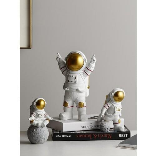 Nordic Modern Astronaut miniature figurines Resin Craft Home fairy garden desk decoration Furnishing articles room accessories