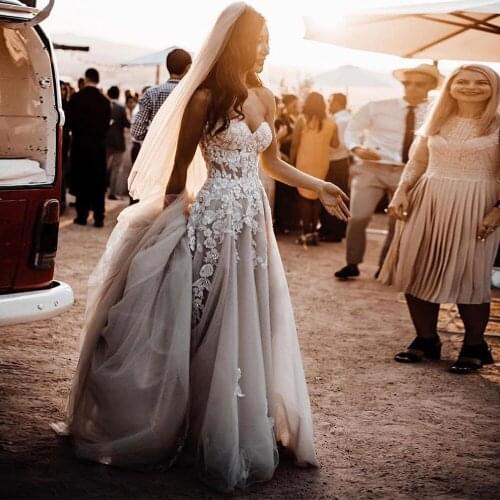 Charming Wedding Dresses Tulle Appliques Beading Sweetheart Sleeveless Zipper A-Line Bridal Gowns Novia Do 2021 New Vestidos