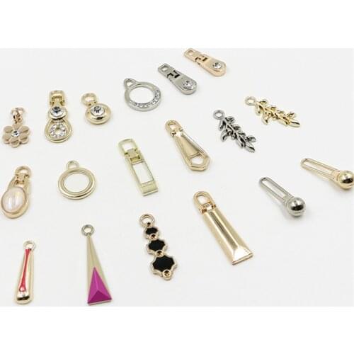 5Pcs Rhinestone Pendant Zipper Accessories Metal Lock Zipper Pull Strap Replacement Head Wallet Decoration Clothes Accessories