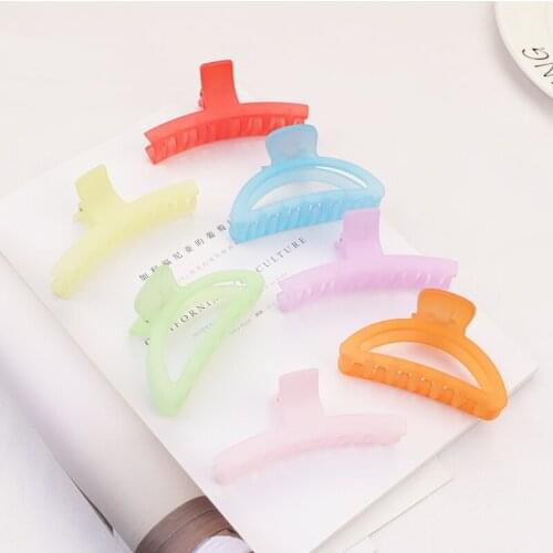 2021 The New Woman Frosted Gripping The Temperament Sweet Girls Heart Candy Color Simple Disc Hair Big Catch Clip