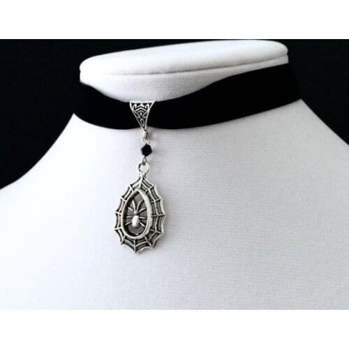 2000s Aesthetics Fashion Spider Necklace Black Velvet Choker Jewelry Gifts For Womens Amulets Gothic Accessories