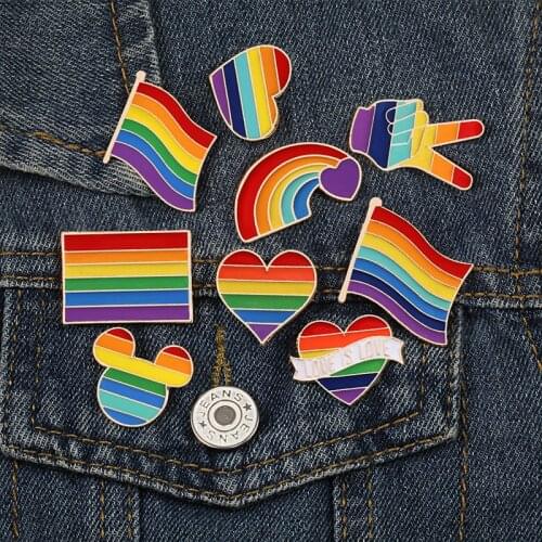 Pin Brooch Rainbow Creative Heart Yeh Finger Metal Pins Badge Denim Enamel Lapel Jewelry Gift women Unisex