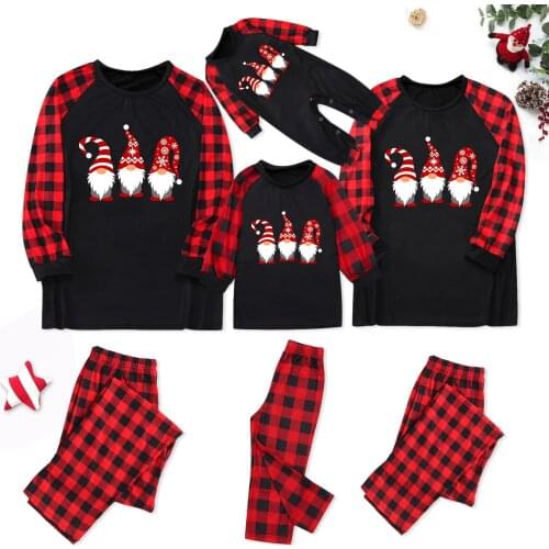 Brand Name Clothes For A Family Photo Shoot