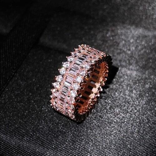 Fashion Rings Creative Dazzling Crystal Zircon Luxury Jewelry For Women Wedding Party Eternity Punk Accessories Birthday Gift