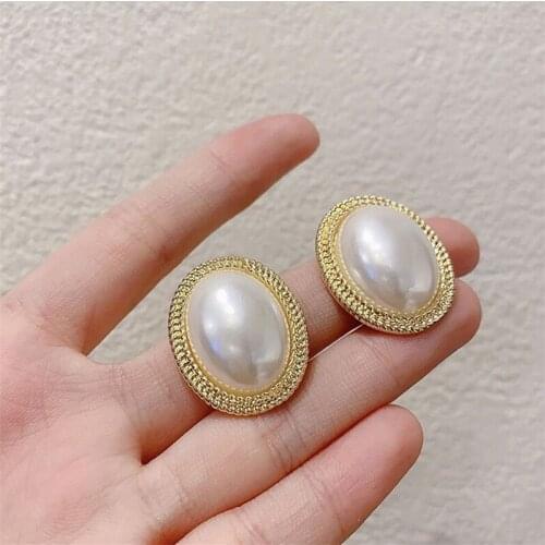 S925 Japanese and Korean exaggerated wind metal big pearl earrings, stylish womens earrings, 2020 new jewelry