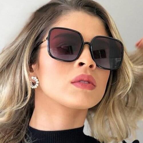 2021 Vintage Square Oversized Sun Glasses Female Brand Designer Big Frame Ocean Lens Shade Classic Gradient Oculos De Sol UV400