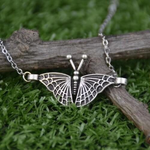 Vintage Butterfly Choker Necklace Insect Animal Clavicle Chain For Women