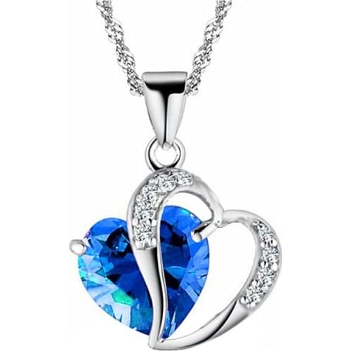 LNRRABC new arrival Korean exaggerated vintage black stones love heart stone beads short sweater chain necklace collar blue pink