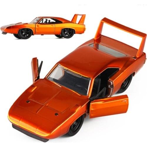 Diecast 1/32 Simulation Alloy Door Car Model 2017 Daytona Classic Collection Static Display Gift Metal Boy Mini Toy