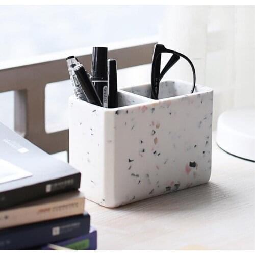 Simple Fashion Stationery Organizer White Colorful Resin Pen Holder Decoration for Office Accessories House Supplies