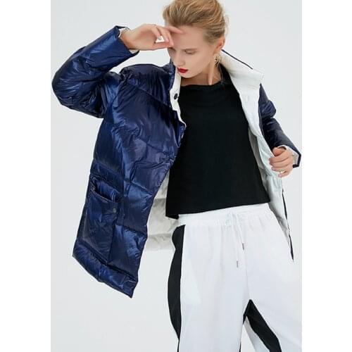 Winter 2019 new style down jacket 90 white duck down female European style thick warm coat short style bright surface jackets