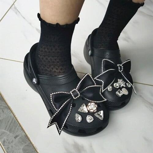 Elegant New Brand Croc Charms Designer Finished Products Shoe Charms for Crocs Rhinestone Clogs Shoe Vintage Shoe Accessories