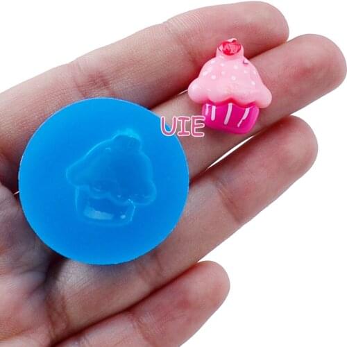 GYL330U 17.3mm x 16.7mm Cute Mini Cupcake Silicone Mold Fondant Cake Decoration Candy Resin Clay Earrings Necklace Craft Soap