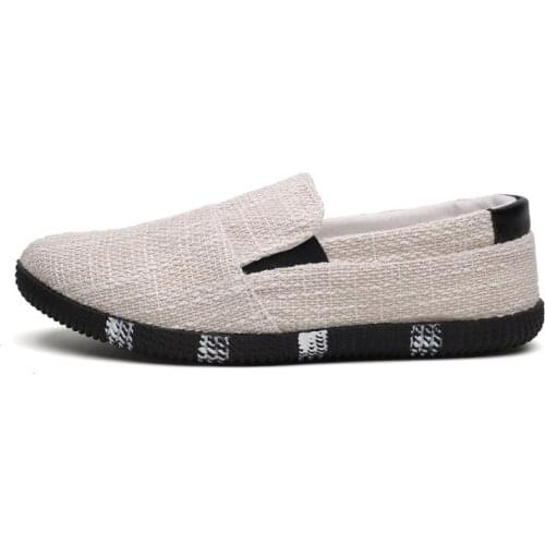 Men Loafers 2021 New Breathable Slip-on Men Canvas Shoes Fashion Casual No-slip Men Vulcanize Shoes Tenis Masculino Size 39-44
