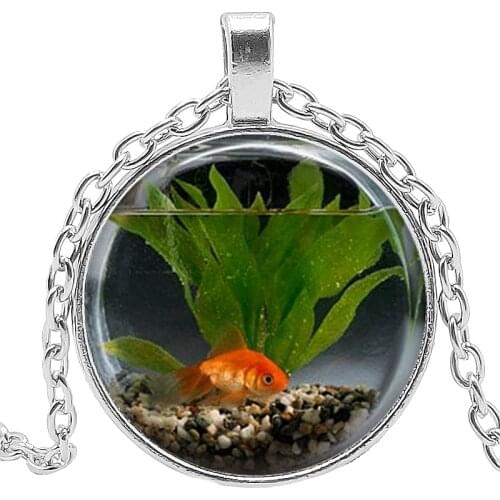 2019 Personality Fashion Charm Goldfish Aquarium Round Pendant Necklace Men and Women Pendant Necklace Jewelry