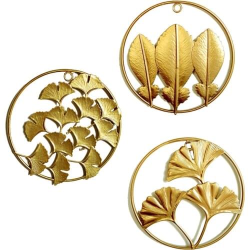Nordic INS Ginkgo Leaf Iron Art Wall Hanging Decoration Creative Metal Round Living Room Background Wall Hanging Decor For Home