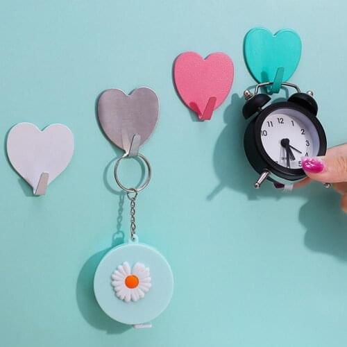 5Pcs Cute Simply Style Mini Love Heart Shaped Traceless Stainless Steel Wall Hooks Home Bedroom Decor Family Storage