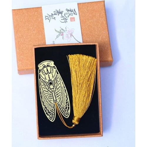 1PC Chinese Retro Carving Style Metal Bookmarks Stationery Supply Gifts Cicada Shape Tassel Exquisite gift box packaging